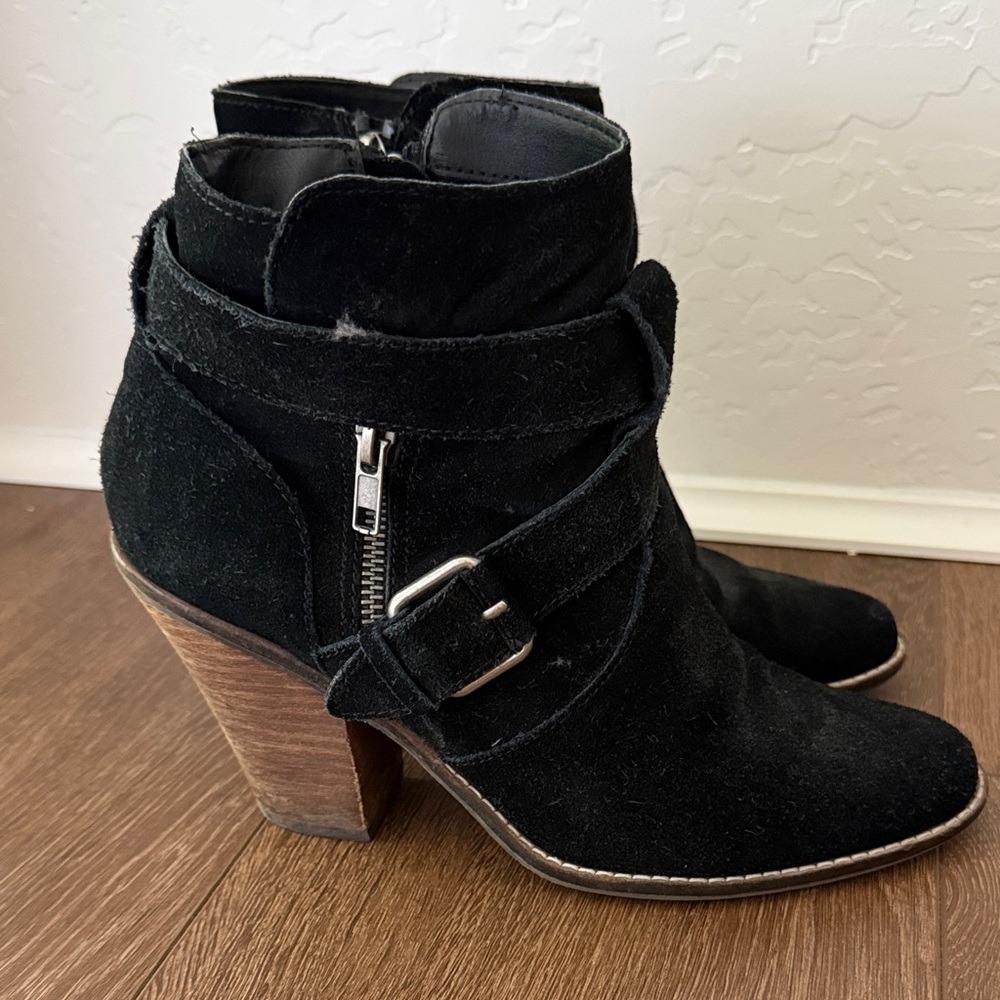 Dolce Vita Black Ankle Boots with Buckle - Size 9